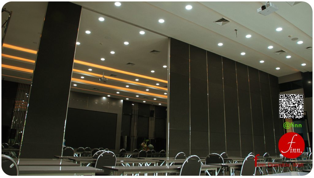 MOVABLE WALL SYSTEM (ผนังกันเสียงเคลื่อนที่) By FINN De'cor